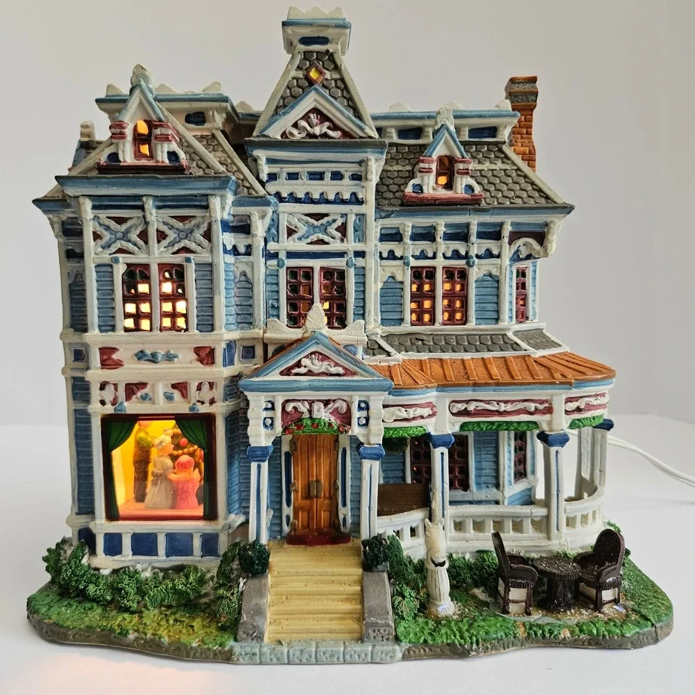 Lemax Kingsley Manor Lighted Building 2009 Michaels Exclusive 95830 Caddington